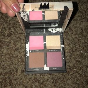 Urban Decay Jean-Michel Basquiat